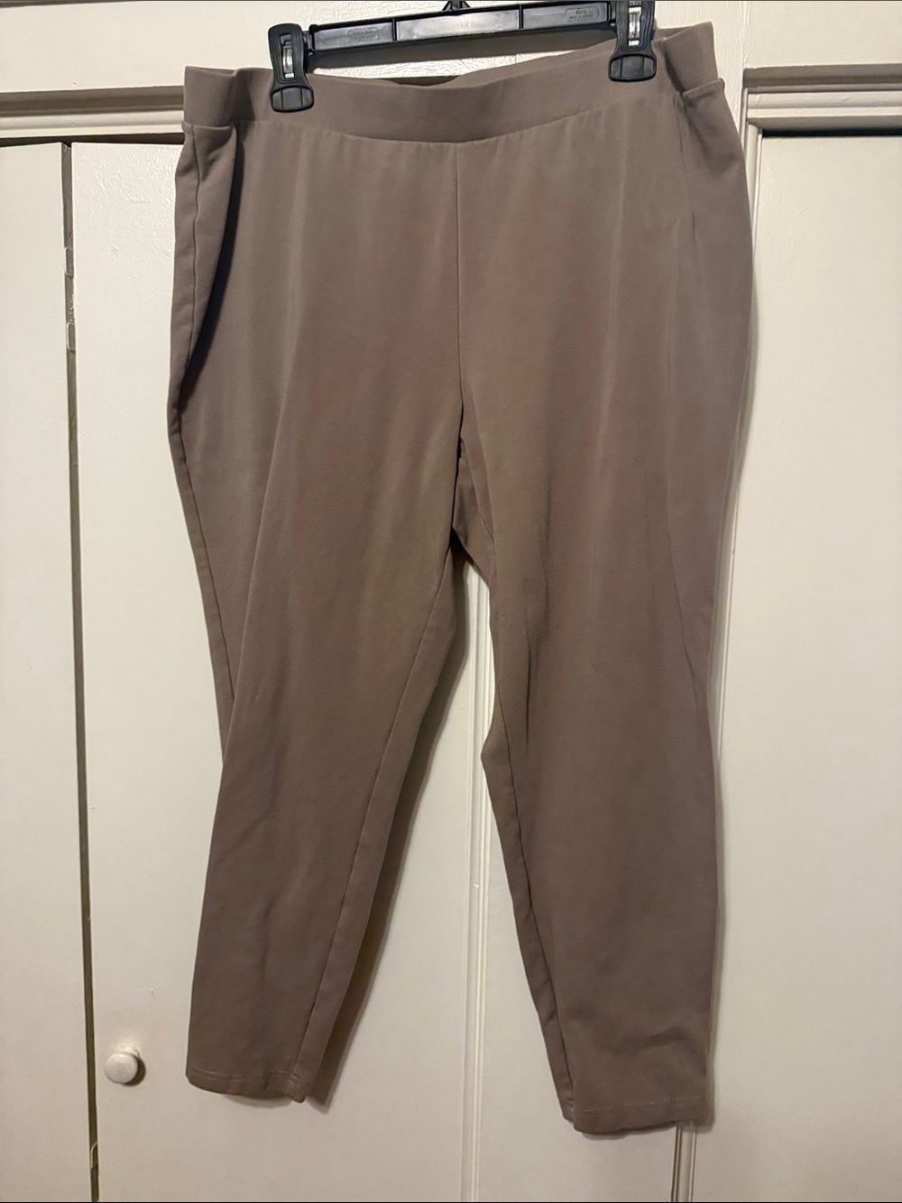 Stretch pants